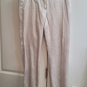 Limited Drew Fit Champagne ankle pants size 2